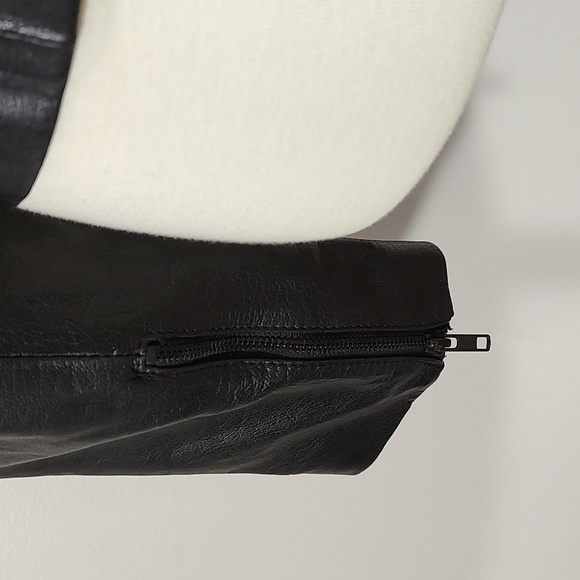 Coat: Genuine Leather Jacket - Picture 6 of 13